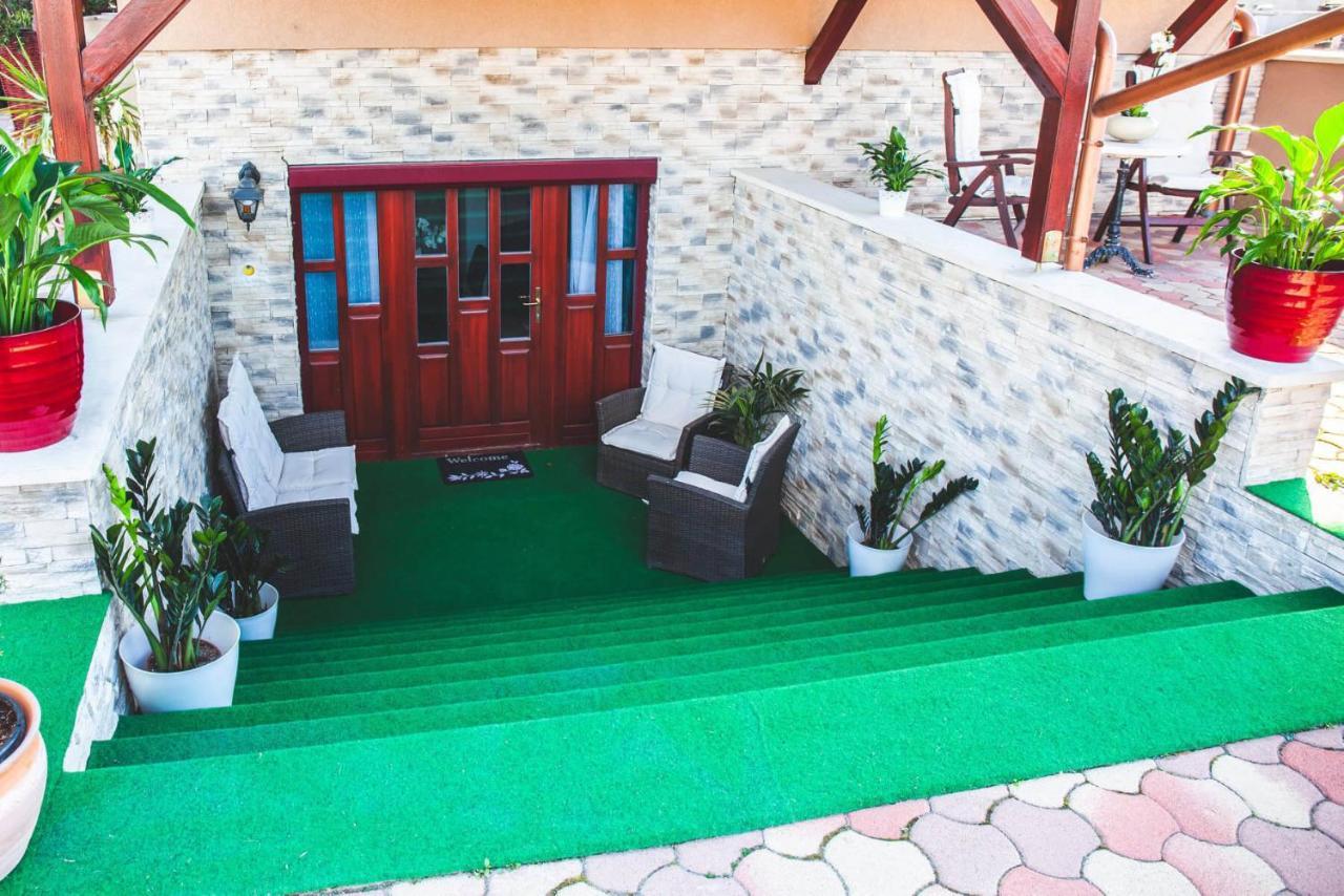 Barackos Wellness Villa Fot Экстерьер фото